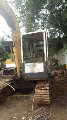 ขายรถแบคโฮ KOMATSU PC60-5 บูมยาวพิเศษ ราคา 320000