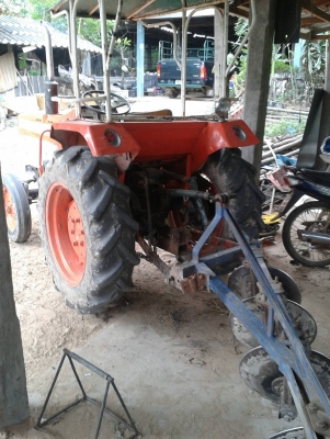 คูโบต้าL2402พร้อมผาน5สภาพพร้อมใช้งานเลยคับ