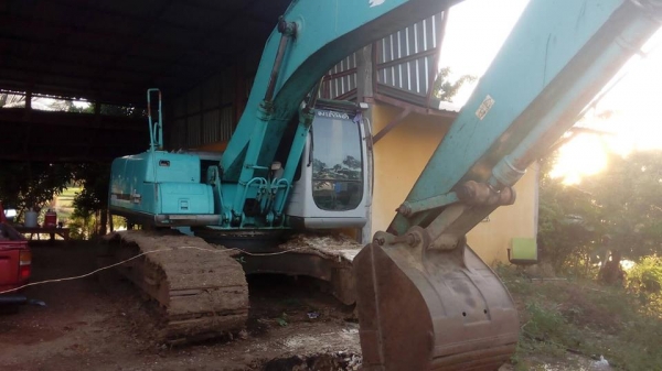 ขายรถขุดแม็คโค SK200-6มาร์คซิก YN10 super ทำงานหมื่นเจ็ดพัน ชม. ช่วงล่างเต็มเอวแน่น พร้อมลงงาน