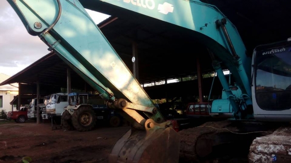 ขายรถขุดแม็คโค SK200-6มาร์คซิก YN10 super ทำงานหมื่นเจ็ดพัน ชม. ช่วงล่างเต็มเอวแน่น พร้อมลงงาน