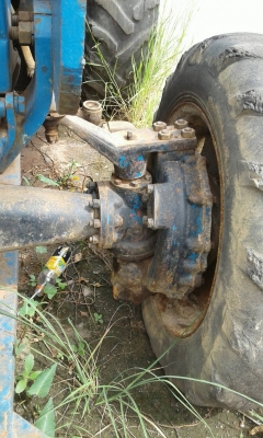 ขายรถไถจีน ขนาดเท่ากับ M5000  ใบมีดอย่างเดียว 2 เพลา ราคา 150000