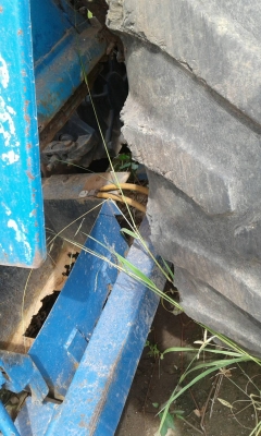 ขายรถไถจีน ขนาดเท่ากับ M5000  ใบมีดอย่างเดียว 2 เพลา ราคา 150000