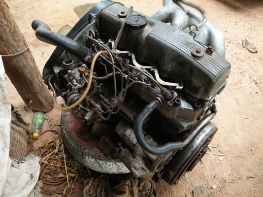 เครื่องมิตซูบิชิ l200 สวยๆอุปกรณ์ครบ