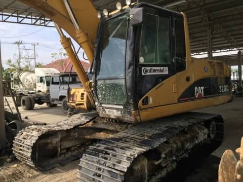 ขายCAT320C JAPAN เอกสารอินวอยไฟฟ้าครบ ติดต่อคุณอ๊อฟพิจิตร086-737-9991