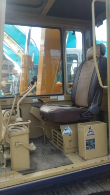 ขายค่ะ..KOMATSU  PC60-5  สภาพสวย  เครื่องปั๊มดี...ระบบคลอง..เอกสารอินวอยครบ..ลองระบบกันได้ทุกวัน..โทร..089-3818694  ดวงนภา