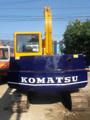 ขายค่ะ..KOMATSU  PC60-5  สภาพสวย  เครื่องปั๊มดี...ระบบคลอง..เอกสารอินวอยครบ..ลองระบบกันได้ทุกวัน..โทร..089-3818694  ดวงนภา