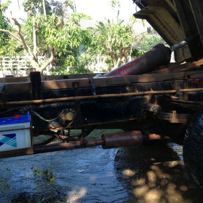 6 ล้อดั้มพ์อีซูซุหน้ายาว เครื่องอีซูซุ 175 แรง เพลามิตซูฟูโซ่แล้ว