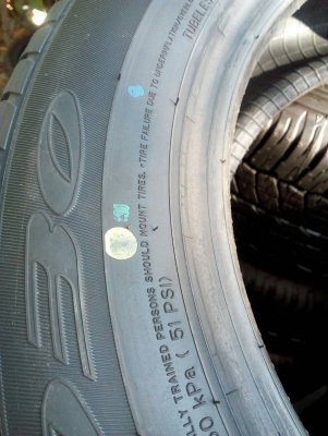 ของใหม่ ป้ายแดง 185/60R15 DUNLOP SP SPORT 2030 ปี16 ชุด 4 ล้อ tel. 081-427-3941 ของใหม่ ป้ายแดง 185/60R15 DUNLOP SP SPORT 2030 ปี16 ชุด 4 ล้อ tel. 081-427-3941