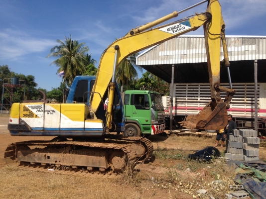 ขายด่วน KOBELCO SK120 MART III สภาพพร้อมใช้งาน เครื่องปั้มดี เครื่องเดิมปั้มเดิม โซ่ช่วงล่างพร้อมใช้งาน ตัวเดินดี รถพร้อมใช้งาน เอกสารสัญญาซื้อขาย