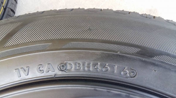 ขายล้อแม็กป้ายแดง toyota yaris trd 15" ยางปี16 สนใจติดต่อ ตาเล็ก ล้อและยางครับ 081-3747940