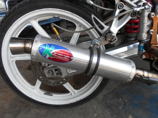 ขายเรดเด้อ150ซิ.ซิ เครื่องแน้สต๊าดมือของแต่งเพียบตามรูปเลยครับ 0810074646 อ่างทองครับ