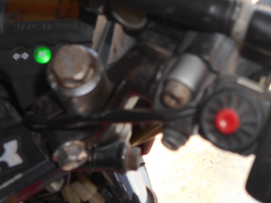 ขายเรดเด้อ150ซิ.ซิ เครื่องแน้สต๊าดมือของแต่งเพียบตามรูปเลยครับ 0810074646 อ่างทองครับ