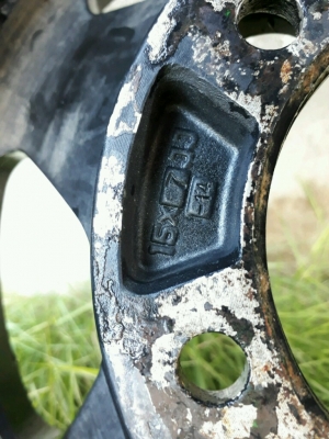 แม็กญี่ปุ่นแท้ 15x7 แถมยาง แม็กญี่ปุ่นแท้ 15x7 แถมยาง