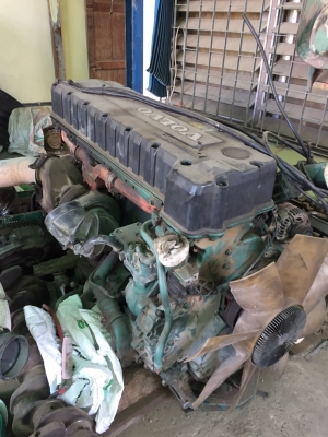 ขายเครื่อง Volvo FM12 D12 380แรง ขายเป็นอะไหล่ อุปกรณ์ครบ สามารถประกอบได้  ร