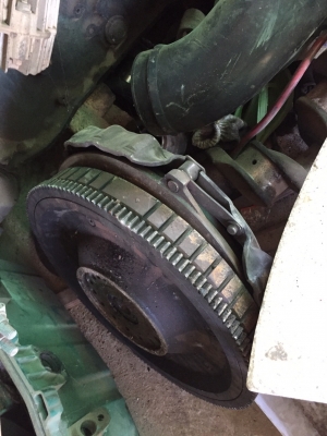 ขายเครื่อง Volvo FM12 D12 380แรง ขายเป็นอะไหล่ อุปกรณ์ครบ สามารถประกอบได้  ร