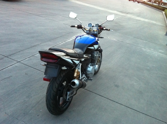 xjr 400 y 2000 ท่อ titanium yoshimura full สภาพสวย แน่นๆ บิดติอมือ