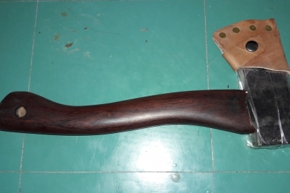 ขายขวานเสือ1 1/4ปอน HULT'S CELEBRATED AXES. MADE IN SWEDEN.