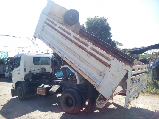 6 ล้อกลาง *ดัมพ์* HINO ซีรีย์500 FC9J *คอมมอนเรว* *ยาว 4.00 ม.*  รถสวยเดิม+รถสวยจริง+พร้อมใช้งาน * รถห้างแท้ * มีเล่มพร้อมโอน *