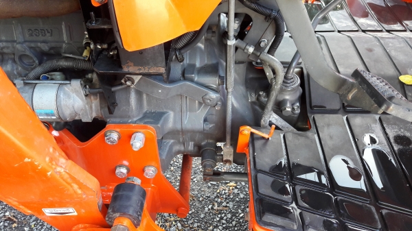 ขายรถไถL4708ใบมีดผาลพรวนตราช้างพร้อมใช้ครับ ขายรถไถL4708ใบมีดผาลพรวนตราช้างพร้อมใช้ครับ