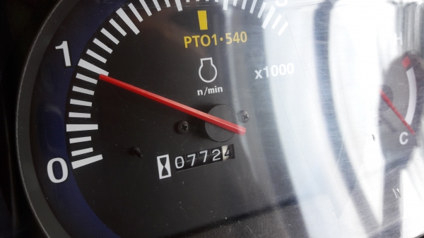 ขายรถไถL4708ใบมีดผาลพรวนตราช้างพร้อมใช้ครับ ขายรถไถL4708ใบมีดผาลพรวนตราช้างพร้อมใช้ครับ