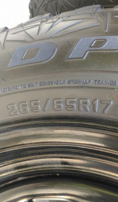 ขายล้อลาย Rock ขอบ 17 พร้อมยาง AT สวยๆ