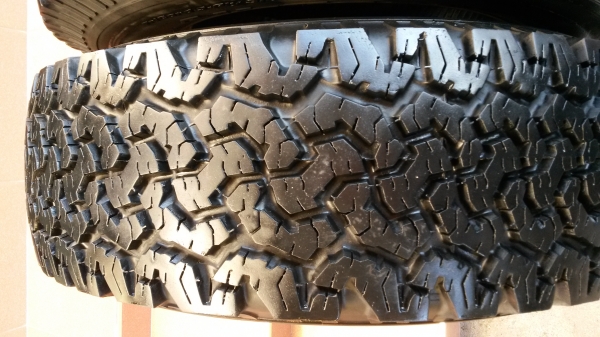 bf245/75/16ปลายปี12 4เส้น