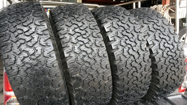 แม็กใหม่แกะกล่อง กว้าง8.5ออฟ0 พร้อมยางBF265/70/16