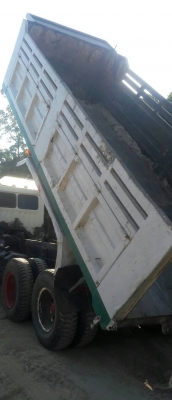 ขายแล้ว ครับๆ สิบล้อ ฮีโน่ FM187LA HO7C185โบว์อิน,เกียร์อีตั้น 2เพา ดั้ม สภาพดีสวยเดิมๆพร้อมใช้  ทะเบียนพร้อมโอน ขาย 585,000บ น่าใช้