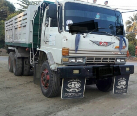 ขายแล้ว ครับๆ สิบล้อ ฮีโน่ FM187LA HO7C185โบว์อิน,เกียร์อีตั้น 2เพา ดั้ม สภาพดีสวยเดิมๆพร้อมใช้  ทะเบียนพร้อมโอน ขาย 585,000บ น่าใช้