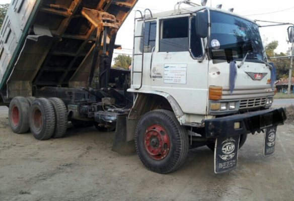 ขายแล้ว ครับๆ สิบล้อ ฮีโน่ FM187LA HO7C185โบว์อิน,เกียร์อีตั้น 2เพา ดั้ม สภาพดีสวยเดิมๆพร้อมใช้  ทะเบียนพร้อมโอน ขาย 585,000บ น่าใช้