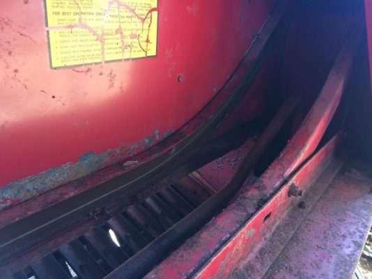 เครื่องอัดฟาง NEW HOLLAND รุ่น 276 (เก่านอกยังไม่ได้ใช้งานเมืองไทย) เครื่องอัดฟาง NEW HOLLAND รุ่น 276 (เก่านอกยังไม่ได้ใช้งานเมืองไทย)