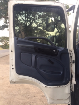 ขาย6ล้อHino Mega500แท้ยูโร3เครื่อง145แรง ตู้แห้ง3บานยาว5.70เมตร ขาย6ล้อHino Mega500แท้ยูโร3เครื่อง145แรง ตู้แห้ง3บานยาว5.70เมตร