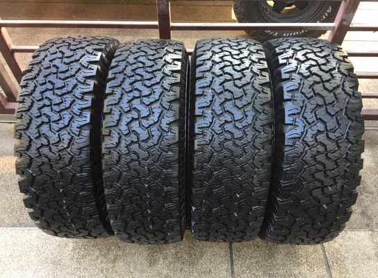 ยาง All BF Goodrich 265 70 17 กลางปี14 ดอกเต็มติดหนวดทุกเส้น ไม่มีปะ ลงพื้นปี16 ราคาไม่แพง ยาง All BF Goodrich 265 70 17 กลางปี14 ดอกเต็มติดหนวดทุกเส้น ไม่มีปะ ลงพื้นปี16 ราคาไม่แพง