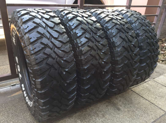 ยาง Mud Maxxis 265 75 16 ปลายปี12 ดอกเต็ม ไม่มีปะ ราคาไม่แพง