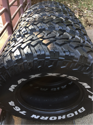 ยาง Mud Maxxis 265 75 16 ปลายปี12 ดอกเต็ม ไม่มีปะ ราคาไม่แพง