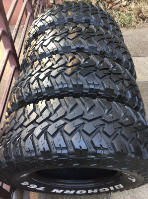 ยาง Mud Maxxis 265 75 16 ปลายปี12 ดอกเต็ม ไม่มีปะ ราคาไม่แพง
