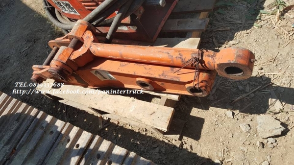 FROM JAPANอาร์มต่อปลายบุ๊งกี่ARMสำหรับรถขุดไซค์ 40,45,50,55/สลัก 45 มิล /ต่อยาวได้ถึง :80 cm. /ราคาเพียง 19,500 บาท สนใจรีบติดต่อ 0819337688