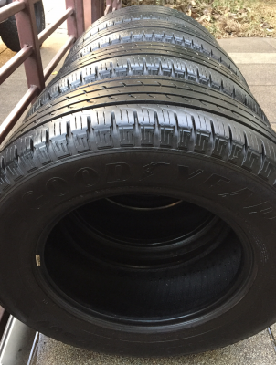 ยาง Goodyear 265 65 17 ปลายปี15 ดอกเต็ม ใช้ยาว ราคาไม่แพง