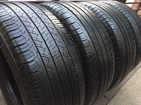 ยาง Michelin 265 70 16 ปลายปี14 ดอกเต็ม ใช้ยาว ราคาไม่แพง