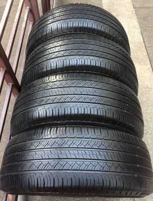 ยาง Michelin 265 70 16 ปลายปี14 ดอกเต็ม ใช้ยาว ราคาไม่แพง