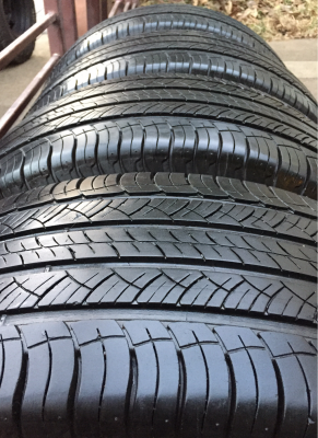 ยาง Michelin 265 70 16 ปลายปี14 ดอกเต็ม ใช้ยาว ราคาไม่แพง