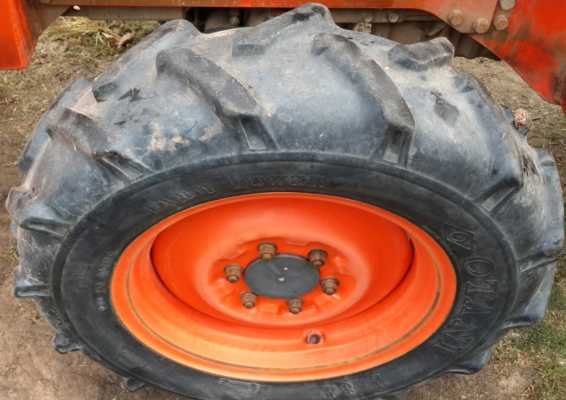 L4708 ปี55 อุปกรณ์2ชิ้นพร้อมส่งครับ