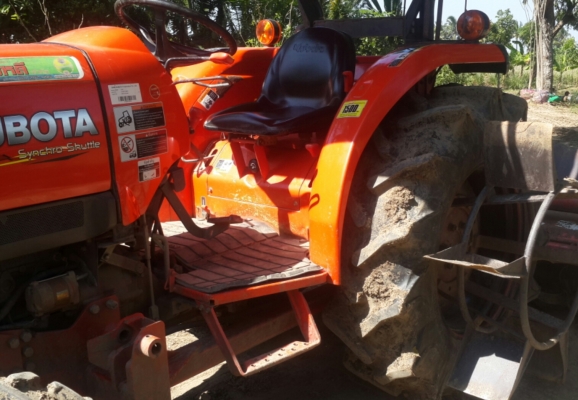 L4708 ปี55 อุปกรณ์2ชิ้นพร้อมส่งครับ