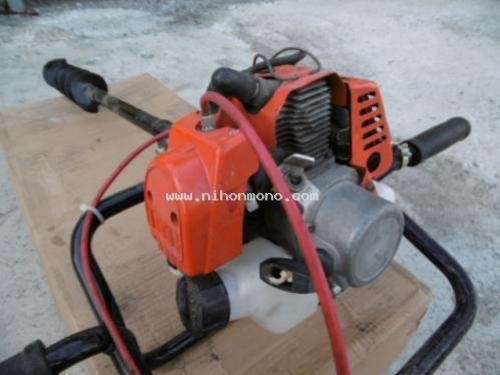 ขาย เครื่องเจาะดิน ZENOAH AG230 เครื่องยนต์เบนซิน 3 PS รหัสสินค้า : 80803356 www.nihonmono.com ขาย เครื่องเจาะดิน ZENOAH AG230 เครื่องยนต์เบนซิน 3 PS รหัสสินค้า : 80803356 www.nihonmono.com