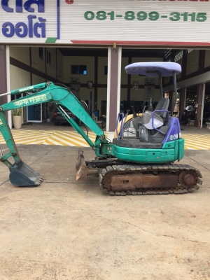 ขาย โคมัสสุ PC27-mrx