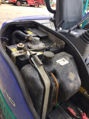 ขาย โคมัสสุ PC27-mrx