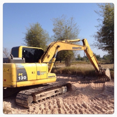 ขาย!! >>> Komatsu Pc130 รุ่น 8 <<< ราคา 1,100,000 บาท ต่อรองได้0982616300-0942907166