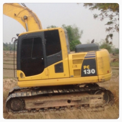 ขาย!! >>> Komatsu Pc130 รุ่น 8 <<< ราคา 1,100,000 บาท ต่อรองได้0982616300-0942907166