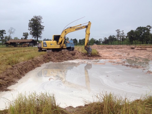 ขาย!! >>> Komatsu Pc130 รุ่น 8 <<< ราคา 1,100,000 บาท ต่อรองได้0982616300-0942907166