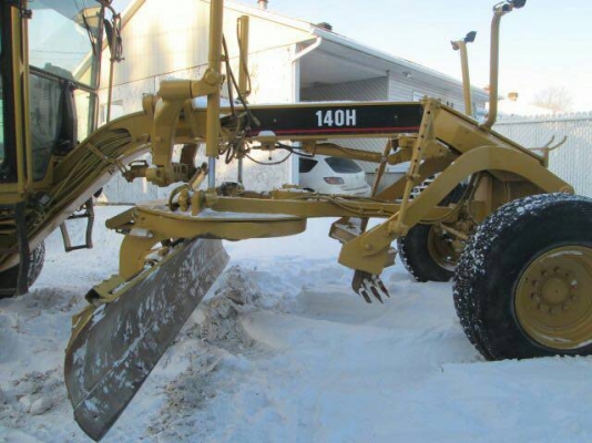 ขาย รถเกรด140H APM1xxx จำหน่าย รถ เครื่องจักร นำเข้า100\% อปกรณ์ทุกชิด ราคาถูก eurotec. 0818176901